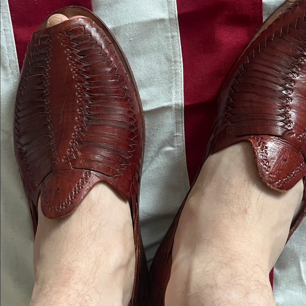 Men's Brown Leather Slip-On Huarache Loafers - Picture 10 of 10